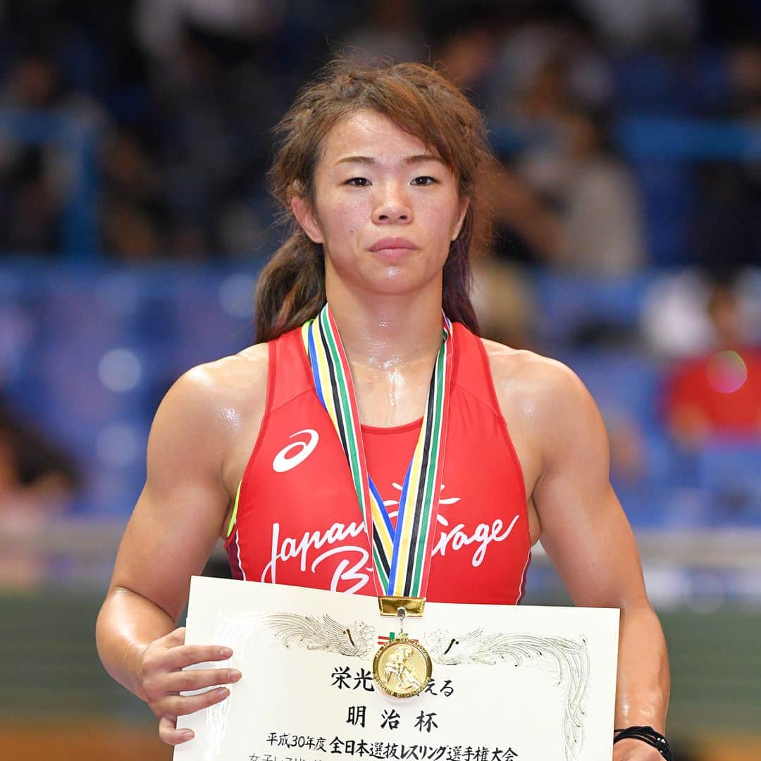 日本オリンピック委員会さんのインスタグラム写真 - (日本オリンピック委員会Instagram)「レスリングの世界選手権（10月ブダペスト）代表選考会を兼ねた全日本選抜選手権最終日。女子50kg級は昨年の世界選手権48㎏級覇者の須崎優衣選手、女子59㎏級はリオデジャネイロオリンピック63㎏級金メダルの川井梨紗子選手が優勝しました。おめでとうございます。（写真：アフロスポーツ） . Yui Susaki(-50kg) and Risako Kawai(-59kg) won All Japan Invitational Wrestling Championships 2018 Women's Free style. Congrats!! Photo: AFLOSPORT . #須崎優衣 #川井梨紗子 #レスリング #YuiSusaki #RisakoKawai #Wrestling #TEAMNIPPON #japaneseolympiccommittee #がんばれニッポン」6月17日 20時14分 - teamjapanjoc