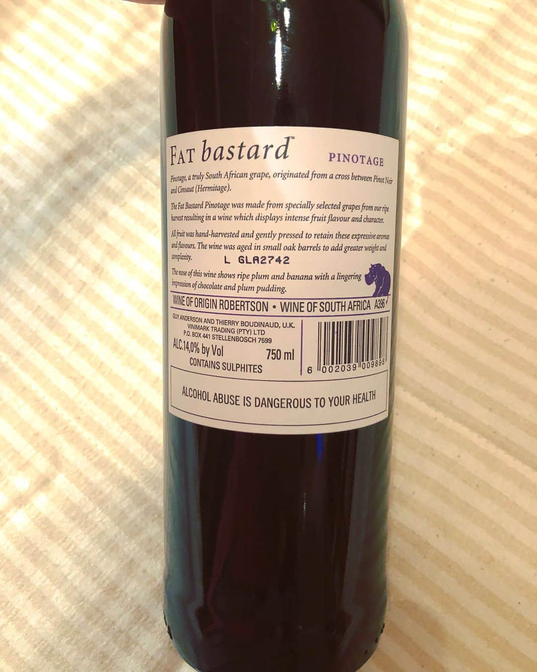 夏菜さんのインスタグラム写真 - (夏菜Instagram)「赤🍷 #pinotage #fatbastard#southafrica」6月17日 22時13分 - natsuna_official