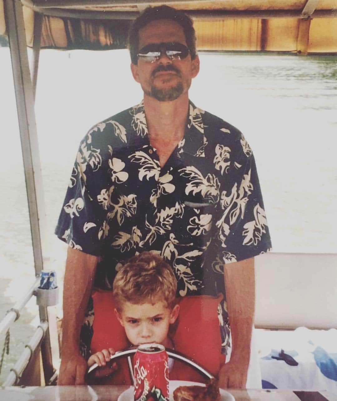 リック・ヤンシーのインスタグラム：「All dads have those moments when the kids, they’re just over it.  #fathersday」