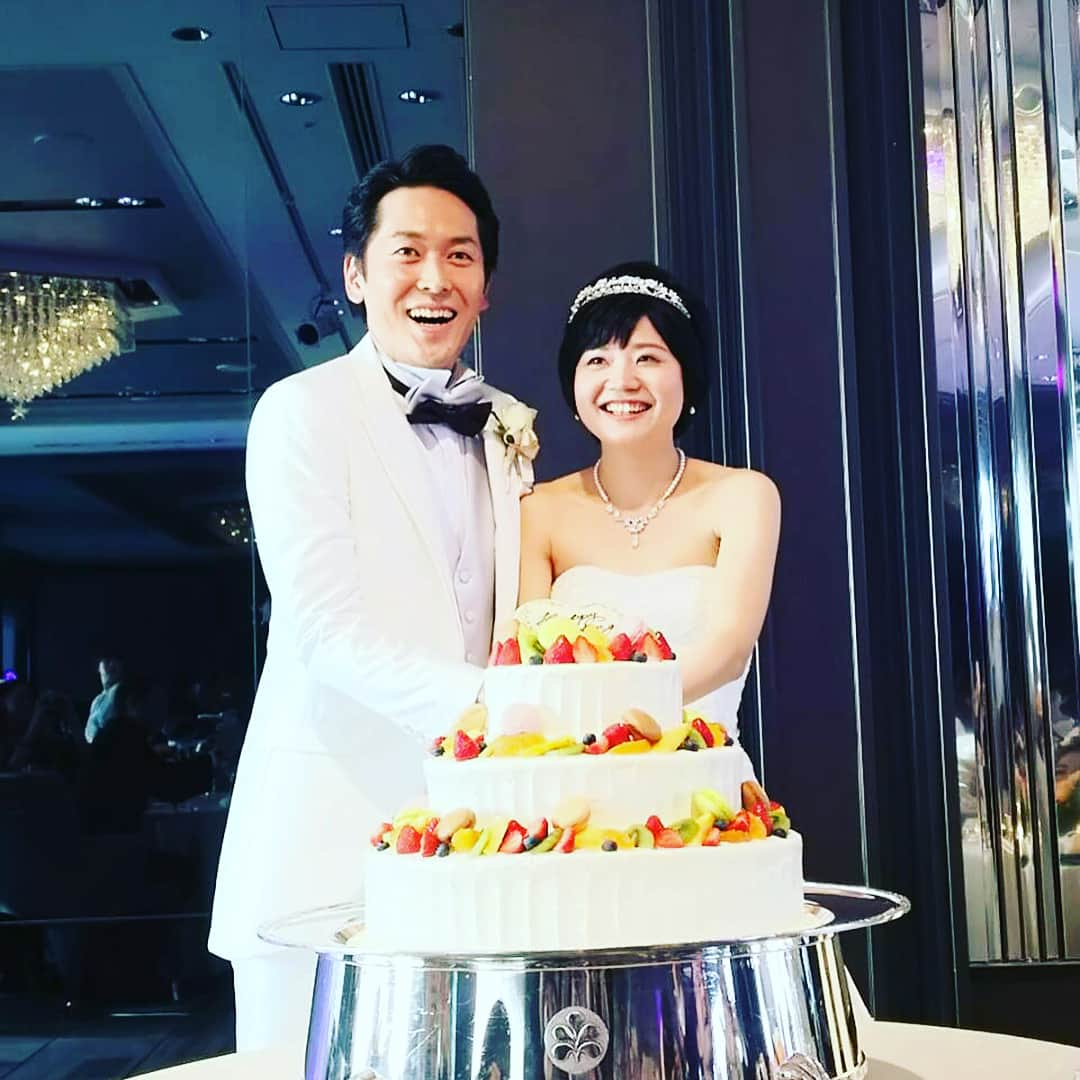 せとたけおさんのインスタグラム写真 - (せとたけおInstagram)「昨日、金沢で結婚式を挙げさせて頂きました。沢山の方々に来て頂いて祝福して頂き、感無量です。ありがとうございました！ #せとたけお #ホテル日航金沢 #披露宴 #元相方の学も来たよ #マセキ芸能社」6月18日 18時44分 - setotakeo