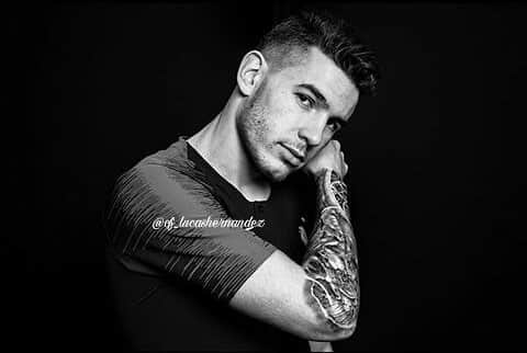 リュカ・エルナンデスのインスタグラム：「Mi modelo favorito🌟❤ @lucashernandez5」