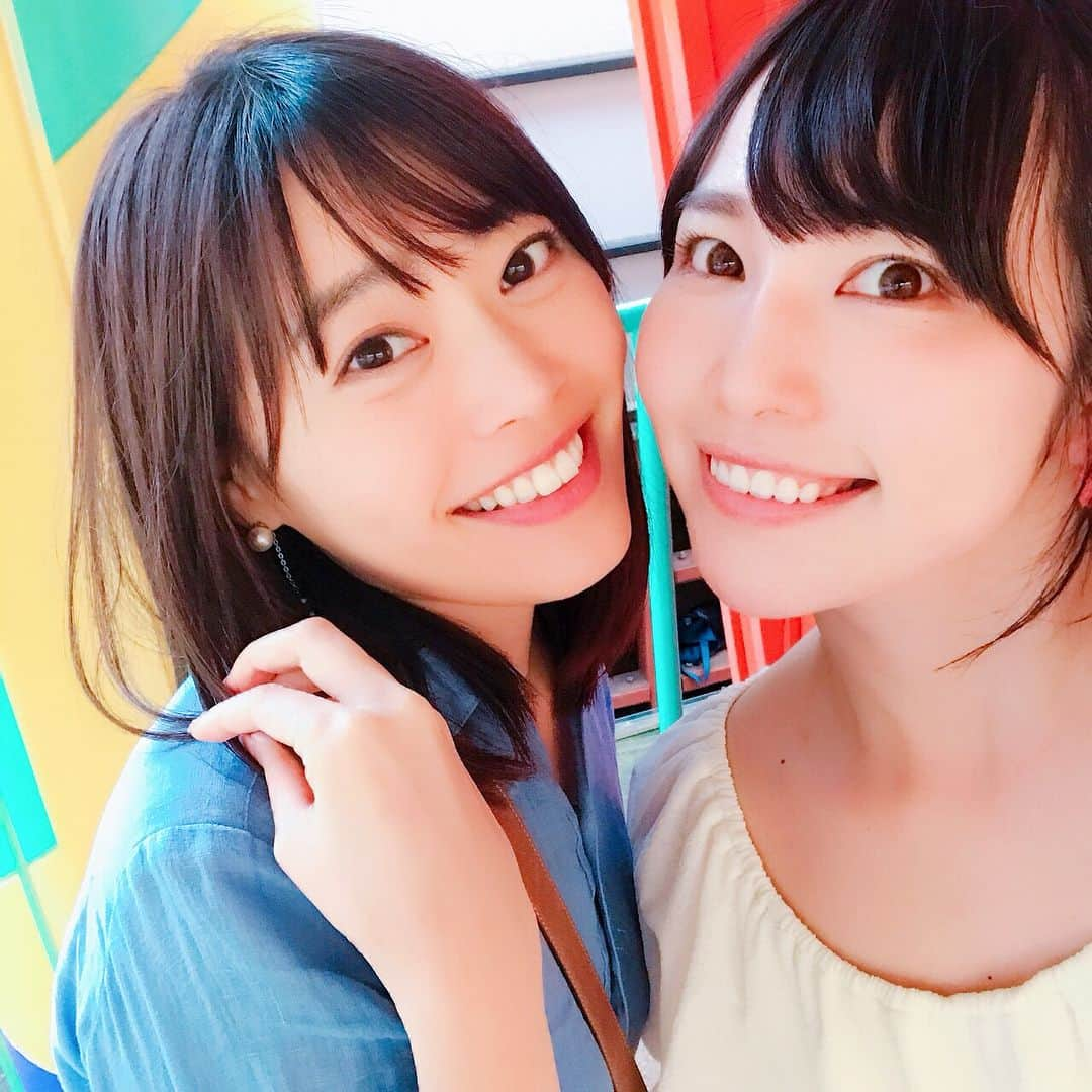 松本圭世さんのインスタグラム写真 - (松本圭世Instagram)「. 💕☁️🎢 #富士急ハイランド 🎡☀️💕 . 絶叫したい！！ってことで 先日なっちゃんと行ってきました〜✨ . お昼くらいに到着したのにびっくりするほど楽しめた！ . 【乗った乗り物】 #フジヤマ #高飛車 #ナガシマスカ #テンテコマイ ←回転成功 #鉄骨番長 #マッドマウス #レッドタワー #トンデミーナ #クールジャッパーン #血に飢えた病棟 #富士飛行社 #リサとガスパールのそらたびにっき . 並んでる時スタッフの人に 「双子ですか？」 って聞かれるくらいわたし達は顔が似てるみたいです。 似てるかな？笑 . 帰りに #ほうとう小作 で食べた #ほうとう もすごく美味しくて大満足♡ 親友よ、また遊ぼう(`･ω･´)♡ . #女子アナ #フリーアナウンサー #休日 #実はめちゃんこ曇りだったのでアプリで青空に変えました笑 #技術の進歩はんぱない #happy #instagood」6月19日 16時57分 - matsukayo0806