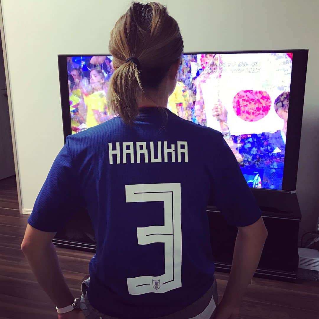 森田遥のインスタグラム：「頑張れーーー！⚽️💙 ユニフォーム着て応援してます📣🤩 @adidasgolf @adidas #adidasclimacool」