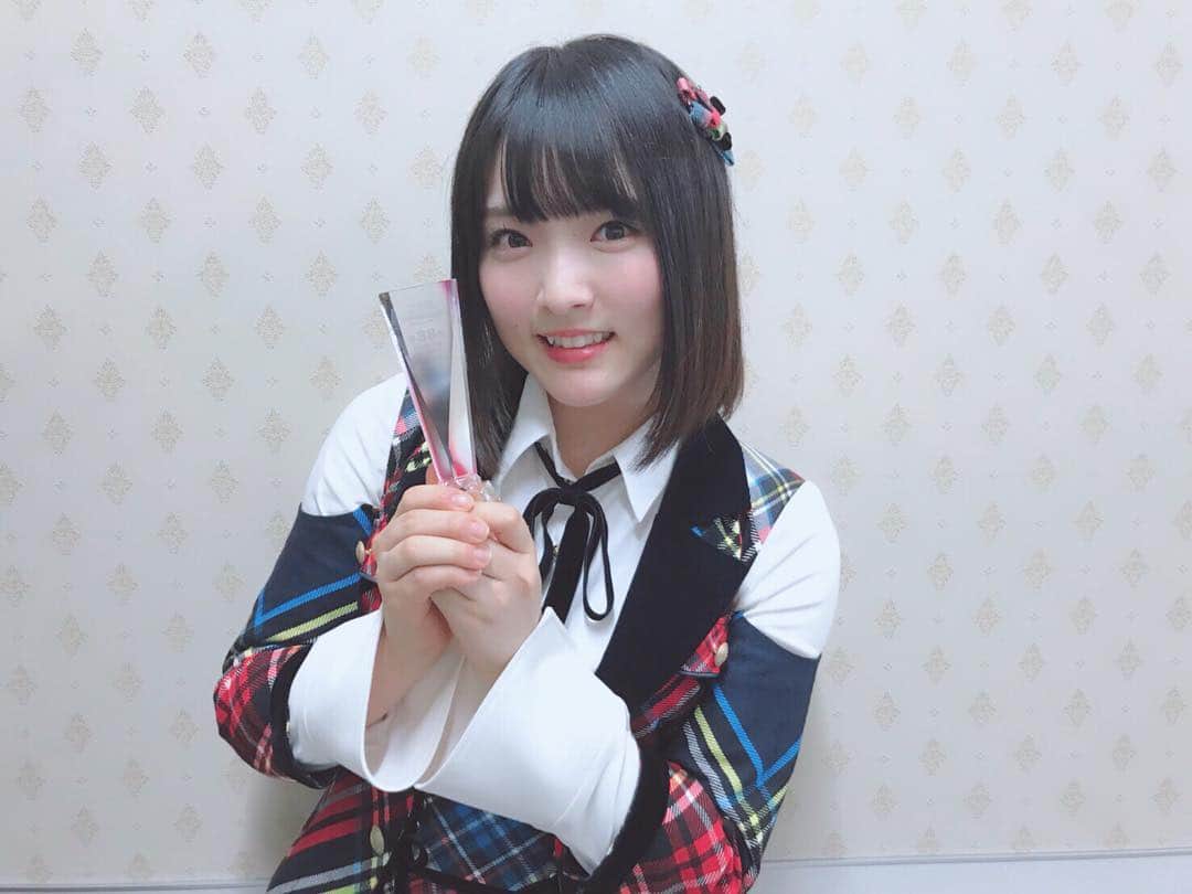 大森美優のインスタグラム：「世界選抜総選挙……… 改めまして、 88位 本当にありがとうございました。 これからもよろしくお願いします🙇🌻🌻 #akb48  #世界選抜総選挙」
