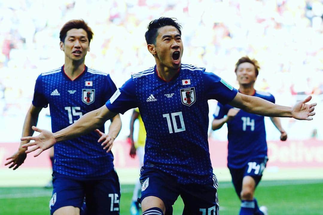ハーフナー・マイクのインスタグラム：「#勝点3スーパー #おめでとう」