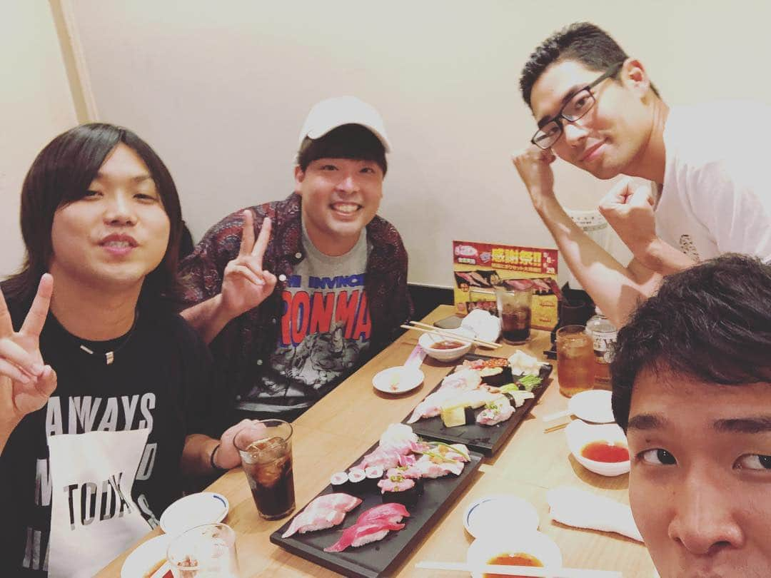 トミーさんのインスタグラム写真 - (トミーInstagram)「兄さんと最高の撮影かましました！ ちょっと先になりますが、お楽しみに！ ご馳走様でした！！」6月20日 0時36分 - tommymizutamaribond