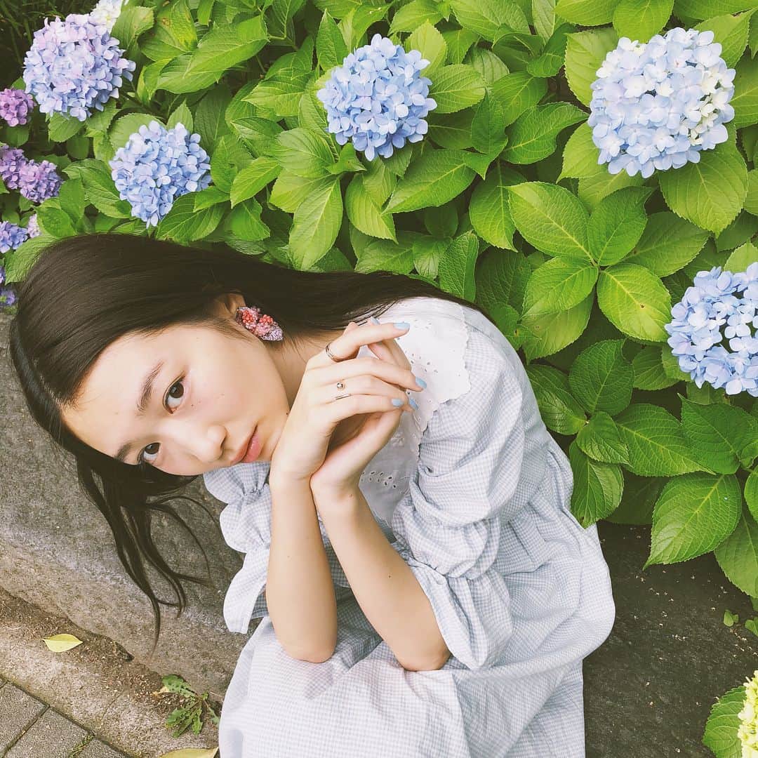 岡本夏美さんのインスタグラム写真 - (岡本夏美Instagram)「梅雨だね。🌂」6月20日 11時44分 - okamoto_natsumi