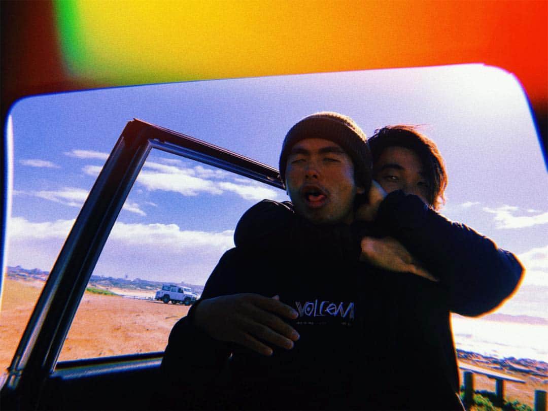 佐藤魁のインスタグラム：「when you get carried away  you gonna get #choke田中 @hideyoshi_tanaka86 @volcomjapan  #volcomjapan」