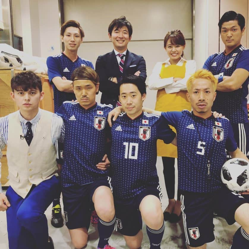 宮澤智さんのインスタグラム写真 - (宮澤智Instagram)「★ 今日ノンストップ！に出演していた 「ものまねJAPAN」の皆さん！ コロンビア戦の感動の場面を再現してくださいましたが、 とても似ていて更に感動しました😂✨ セネガル戦も楽しみです‼️⚽️ #サッカーW杯 #ものまねJAPAN #ノンストップ」6月20日 17時12分 - tomo.miyazawa