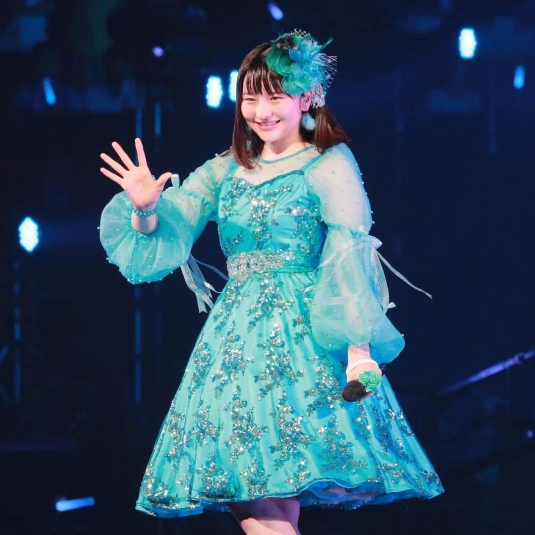 鞘師里保のインスタグラム：「Happy Graduation, Haachin! Thanks for your effort and everything that you did for Morning Musume and your self. I am happy you were part of Morning Musume.'18 . I also hope the best for your education!❤ 。 #OgataHaruna #尾形春水#MorningMusume18 #Morning Musume」