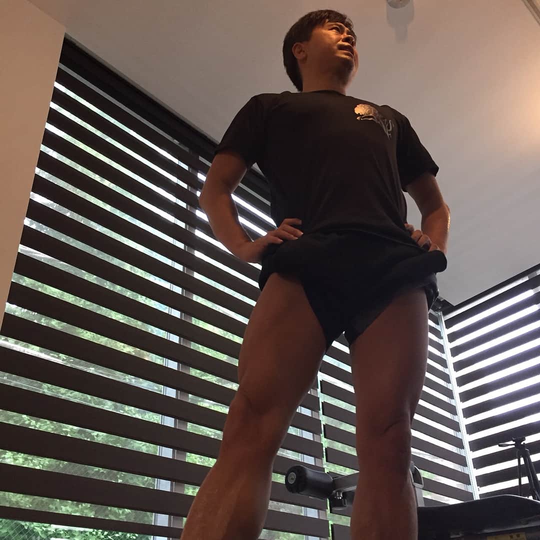 河本準一さんのインスタグラム写真 - (河本準一Instagram)「足が気に入って来たよ！(^^)」6月21日 18時02分 - junichi_komoto0407
