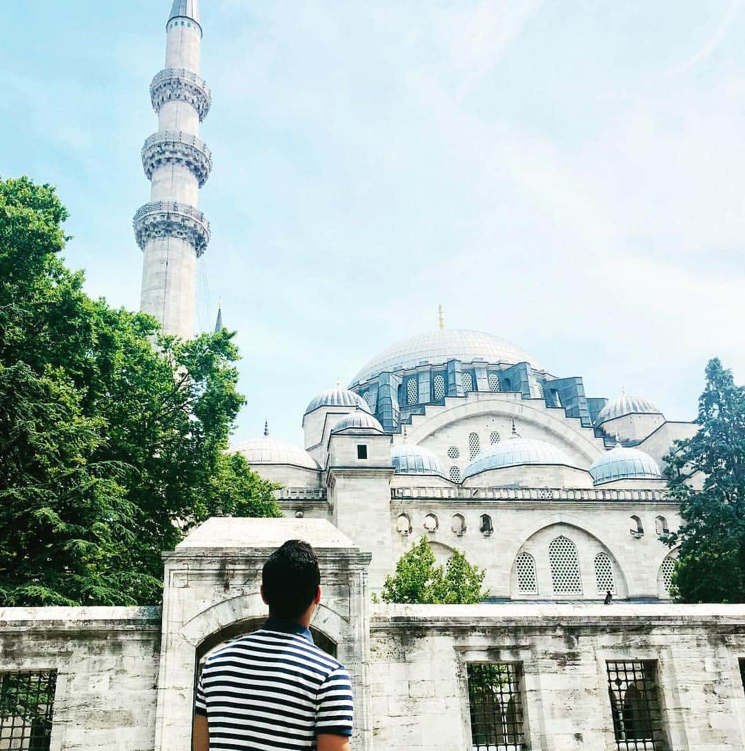 シャフィク・ベセギエのインスタグラム：「Istanbul 🇹🇷」