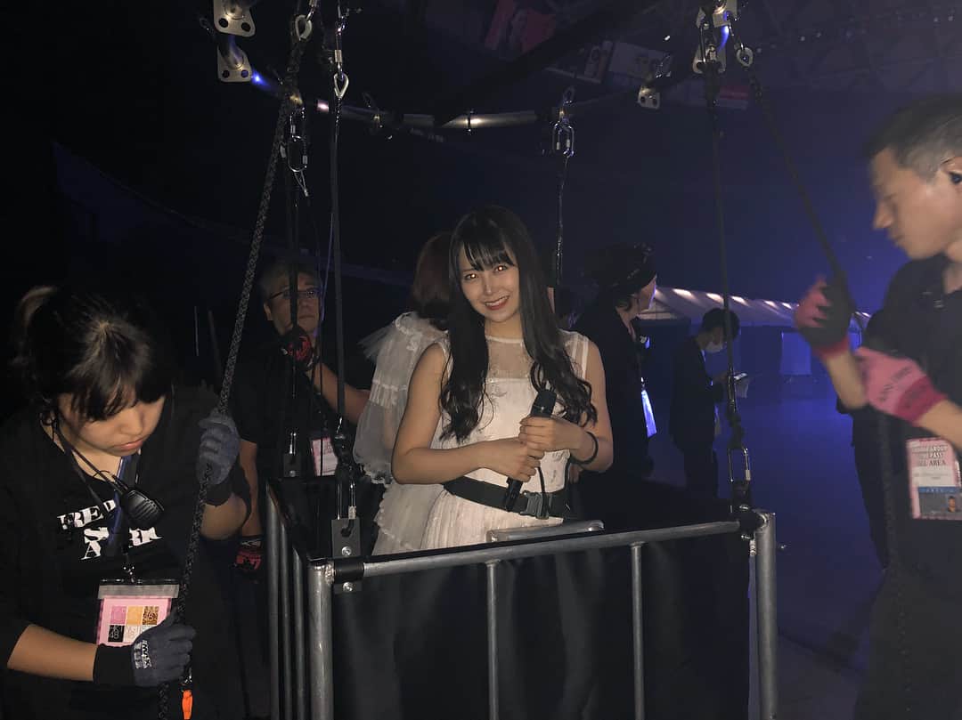 白間美瑠さんのインスタグラム写真 - (白間美瑠Instagram)「総選挙コンサートでの、一曲目の気球が、最高に楽しかったー☺️ ずっと、乗って見たかったから、嬉しかったなぁ！みなさんのお顔がよく見えました☺️☺️」6月21日 9時54分 - shiro36run