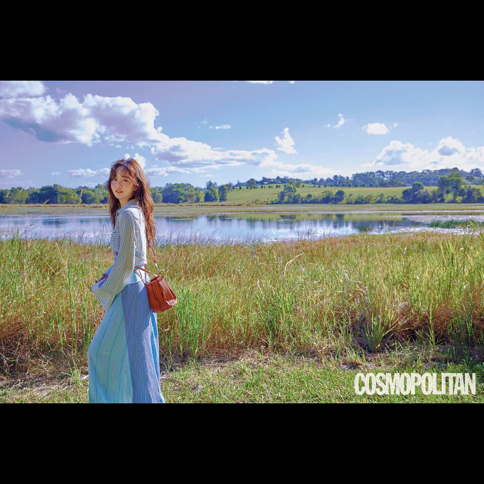 キム・ソヒョンさんのインスタグラム写真 - (キム・ソヒョンInstagram)「#cosmopolitan #코스모폴리탄 7월호 ♥️ @cosmopolitankorea #queensland」6月21日 18時15分 - wow_kimsohyun