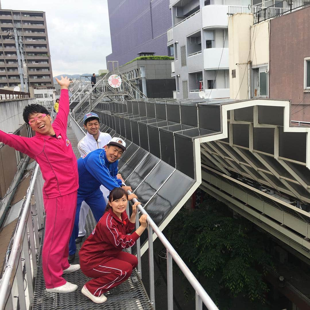 佐竹明咲美さんのインスタグラム写真 - (佐竹明咲美Instagram)「テレビせとうち7ch ロケットぱぁんちGまで あと３日！！！ みなさん、商店街のアーケードの上、 見たことありますか？？ 今回ロケぱぁんメンバーが 登っちゃいましたっ！！ 6月23日（土）19:00~19:54 〜元気だぜ！岡山市北区表町周辺を突撃〜  #テレビせとうち #ロケットぱぁんちG #岡山市 #表町 #テレビせとうち」6月21日 20時22分 - asami_satake