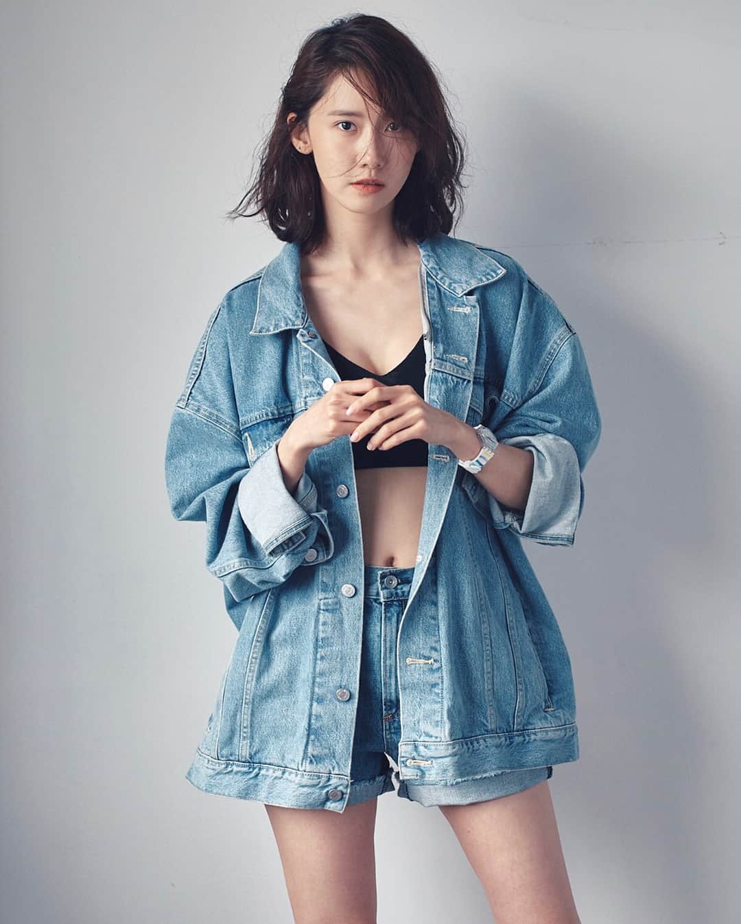ユナさんのインスタグラム写真 - (ユナInstagram)「#미공개컷 🖤 #융스타그램」6月22日 16時32分 - yoona__lim