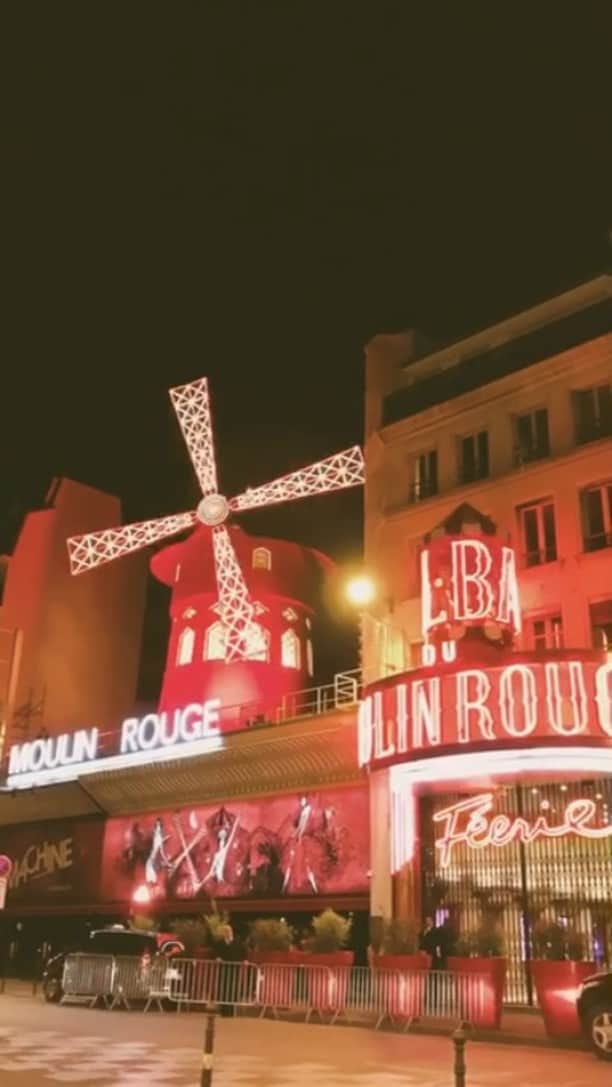 Putri Anindyaのインスタグラム：「Fun times in Paris and Marseille with my friends」
