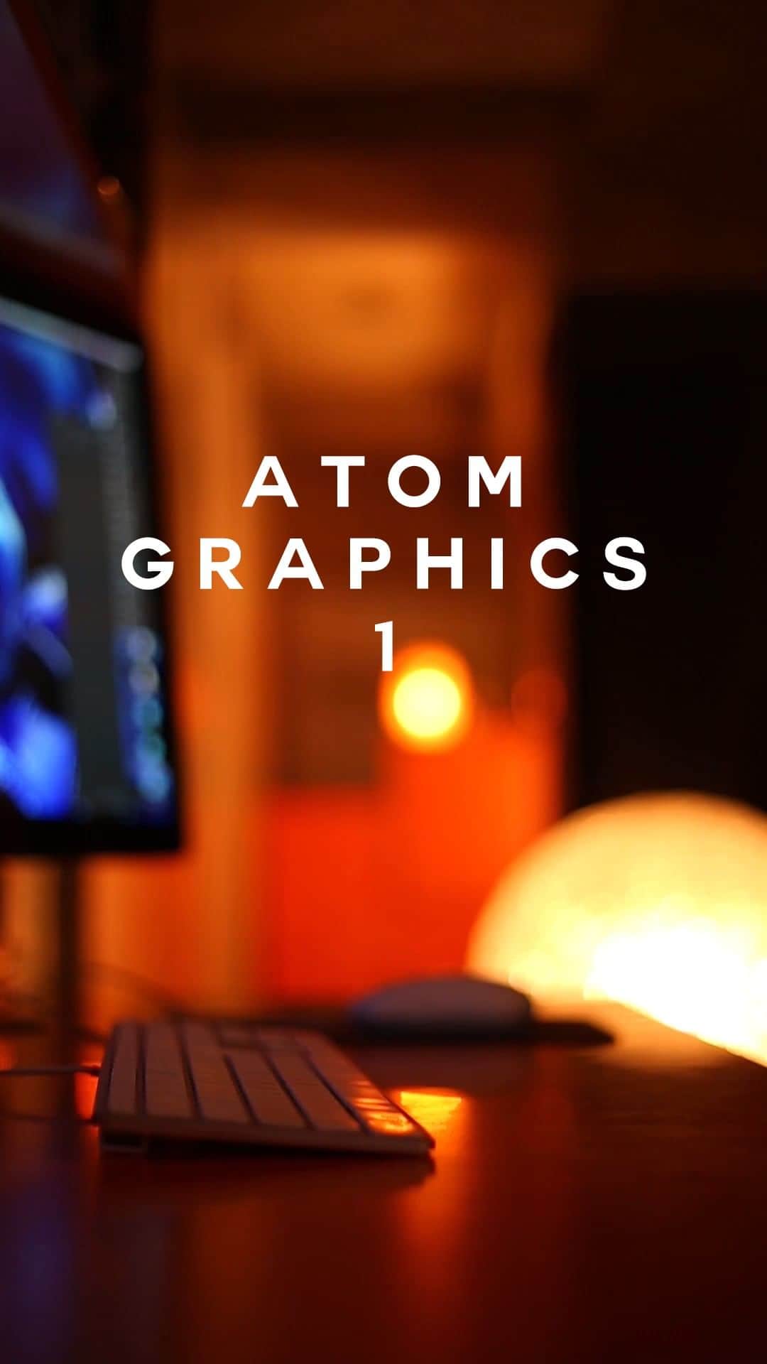 ATOM GRAPHICSのインスタグラム：「10分間、ただただ、私のキーボードとマウスの音を聴ける動画（テスト）Vol.1  #歌舞伎町 #フォトスタジオ #写真スタジオ #SESSION #セッション #ATOMさん #癒し動画 #vol1 #キーボード #マウス #クリック音 #たまらない #指さばきも #たまらない #寝る前に聴くと #心地よく眠れますので #どうぞよろしくお願いします #IGTV #仕様テスト」