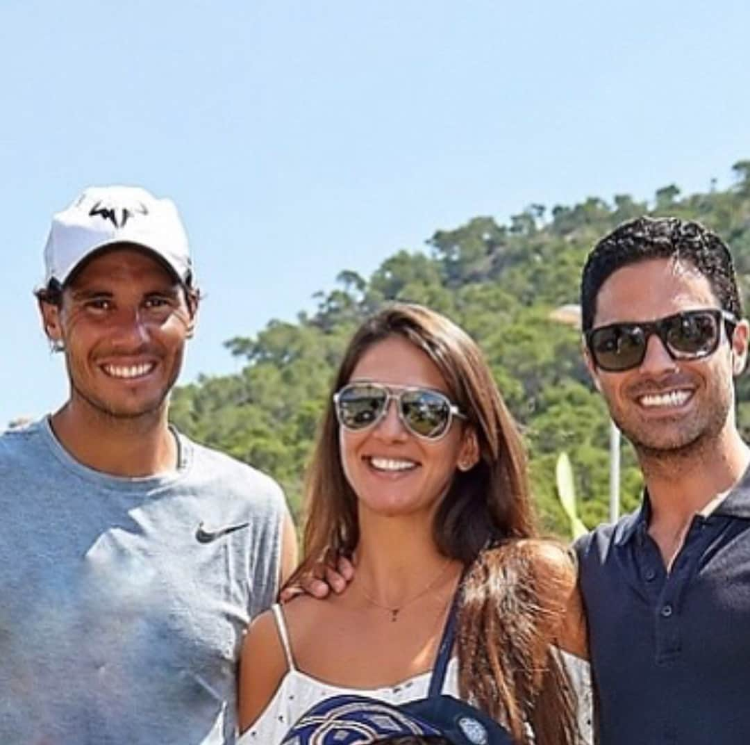 ミケル・アルテタさんのインスタグラム写真 - (ミケル・アルテタInstagram)「Watching the last training session before he heads to #Wimbledon. Top Men!! #rafanadal #carlosmoya @rafaelnadal #tenis #champion #inspiring」6月23日 0時31分 - mikelarteta