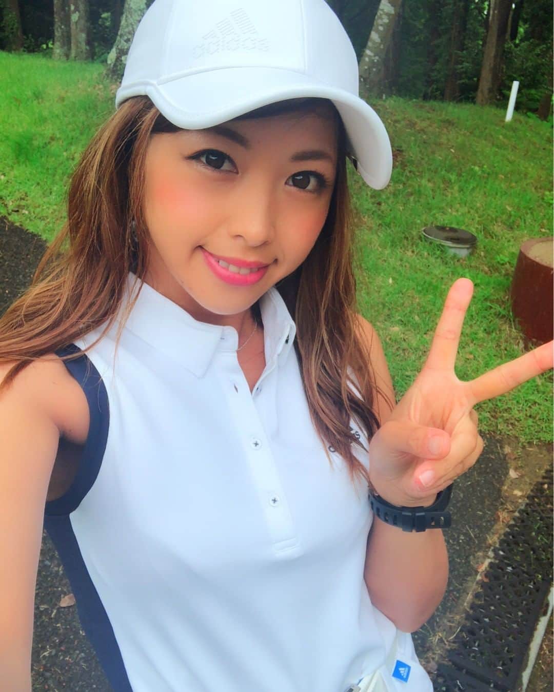 golfjoshiのインスタグラム：「. . あおい 夏海さん( @natsumi.aoi )の素敵なお写真😎✨ adidasのウェアがとてもお似合いです😆🏖 . 掲載を希望される方は、投稿する時に @golfjoshi と #golfjoshi のタグを付けてご投稿ください😆❣️ . #ゴルフ #女子カメラ #大人女子  #ゴルフウェア #インスタゴルフ #ゴルフ好きな人と繋がりたい #golfswing #ゴルフ大好き #golfwear #オシャレさん #スポーツ女子 #goodtime #instagolf #大人可愛いコーデ #美女 #オシャレ女子 #スタイル #ゴルフ好きと繋がりたい #モデル #trip #golfgirl #golf #美人 #インスタゴルフ女子  #美意識 #ゴルフ場 #カメラ女子 #オシャレ好き  #golfer」