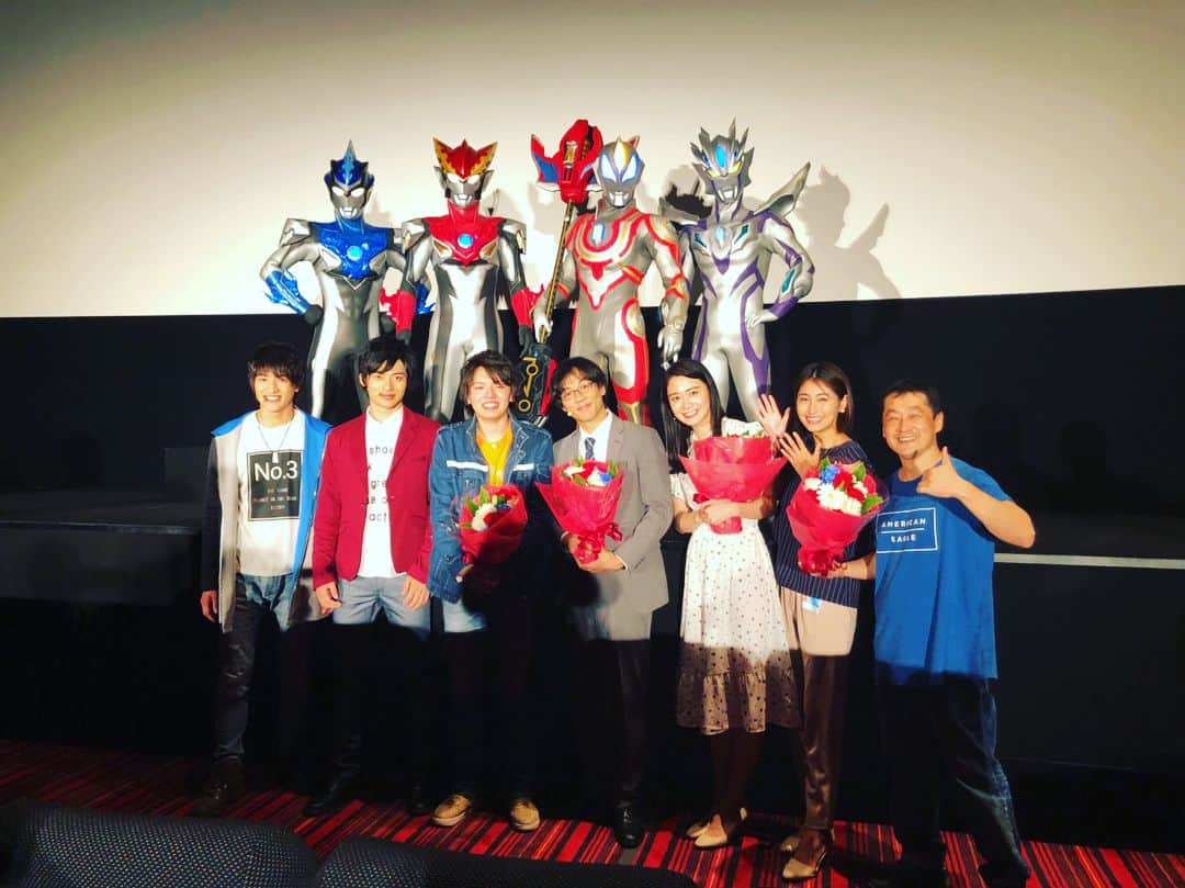 小澤雄太さんのインスタグラム写真 - (小澤雄太Instagram)「劇場版ウルトラマンジード グランドフィナーレ！！ 最高の盛り上がりで締めくくる事が出来ました✨✨✨ 皆さま本当にお疲れ様でした！ ありがとうございました✨  #劇場版ウルトラマンジード #つなぐぜねがい #ありがとうございました #ウルトラマンR/B #ウルトラマンロッソ #ウルトラマンブル #ウルトラマンジード #ウルティメイトファイナル #ウルトラマンゼロ #ゼロビヨンド #坂本浩一 監督 #濱田龍臣 #小澤雄太 #平田雄也 #小池亮介 #長谷川眞優 #長谷部瞳 #yuta_ozawa #おざっつ」6月23日 13時33分 - yuta_ozawa_official