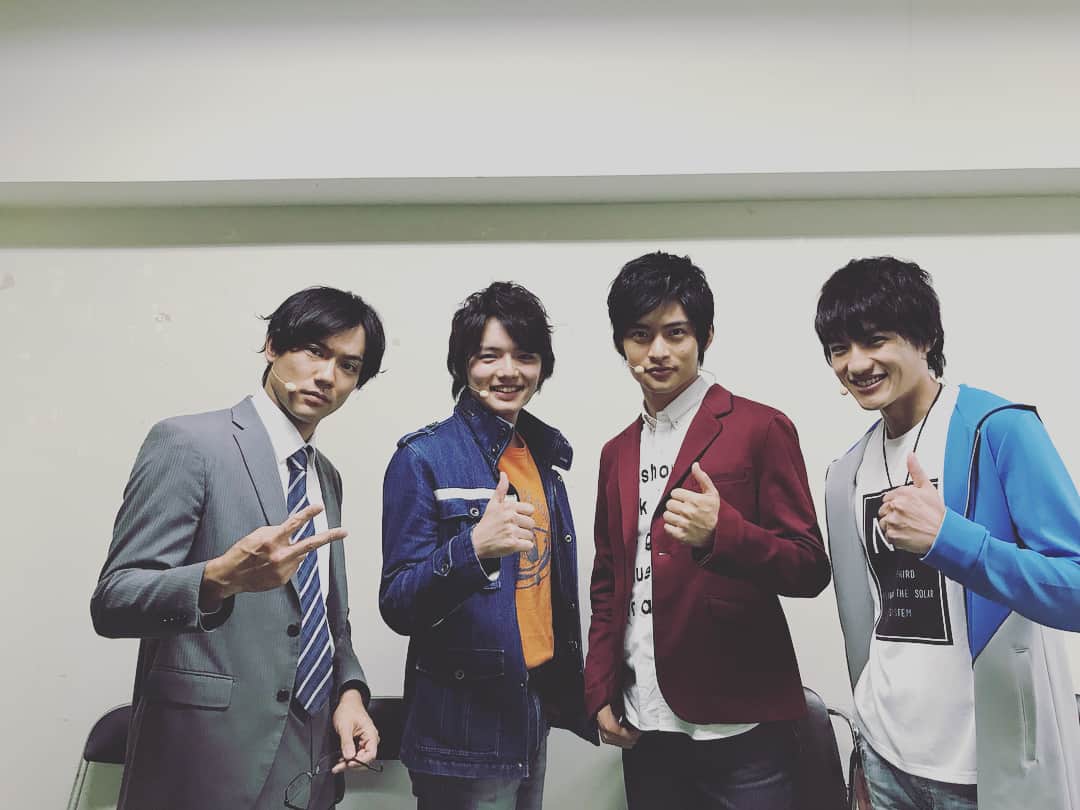 小澤雄太さんのインスタグラム写真 - (小澤雄太Instagram)「劇場版ウルトラマンジード グランドフィナーレ！！ 最高の盛り上がりで締めくくる事が出来ました✨✨✨ 皆さま本当にお疲れ様でした！ ありがとうございました✨  #劇場版ウルトラマンジード #つなぐぜねがい #ありがとうございました #ウルトラマンR/B #ウルトラマンロッソ #ウルトラマンブル #ウルトラマンジード #ウルティメイトファイナル #ウルトラマンゼロ #ゼロビヨンド #坂本浩一 監督 #濱田龍臣 #小澤雄太 #平田雄也 #小池亮介 #長谷川眞優 #長谷部瞳 #yuta_ozawa #おざっつ」6月23日 13時33分 - yuta_ozawa_official