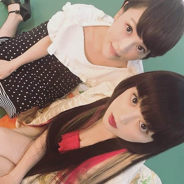 安達祐実さんのインスタグラム写真 - (安達祐実Instagram)「❤️💚❤️ #清川あさみ さん #美採集 清川さんに採集してもらった。 どんな作品になるのか出来上がりが楽しみ。」6月24日 8時10分 - _yumi_adachi