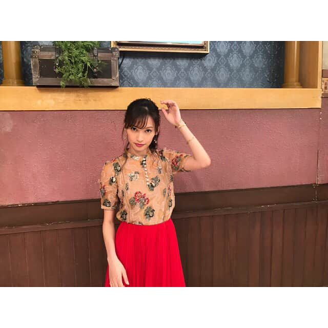 大政絢さんのインスタグラム写真 - (大政絢Instagram)「今日は初耳学👂 お時間ある方はぜひ！ そして、今日の深夜はサッカーもあるね⚽️頑張れ！日本！🇯🇵 衣装は初耳学のインスタをみてね！ #初耳学」6月24日 19時06分 - aya_omasa_official