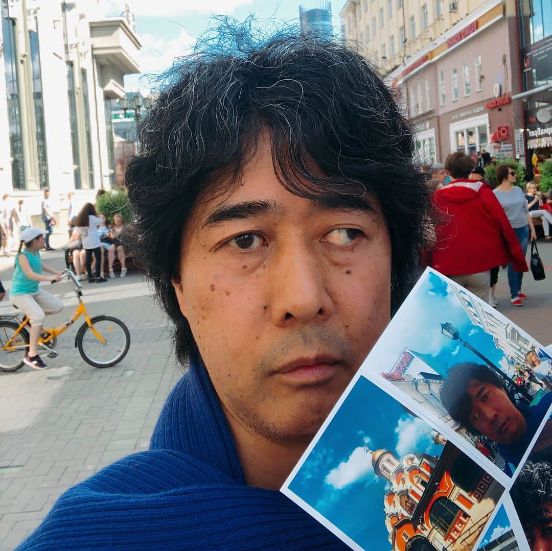 柳下毅一郎のインスタグラム：「中国にもあったインスタ自動プリント機。」
