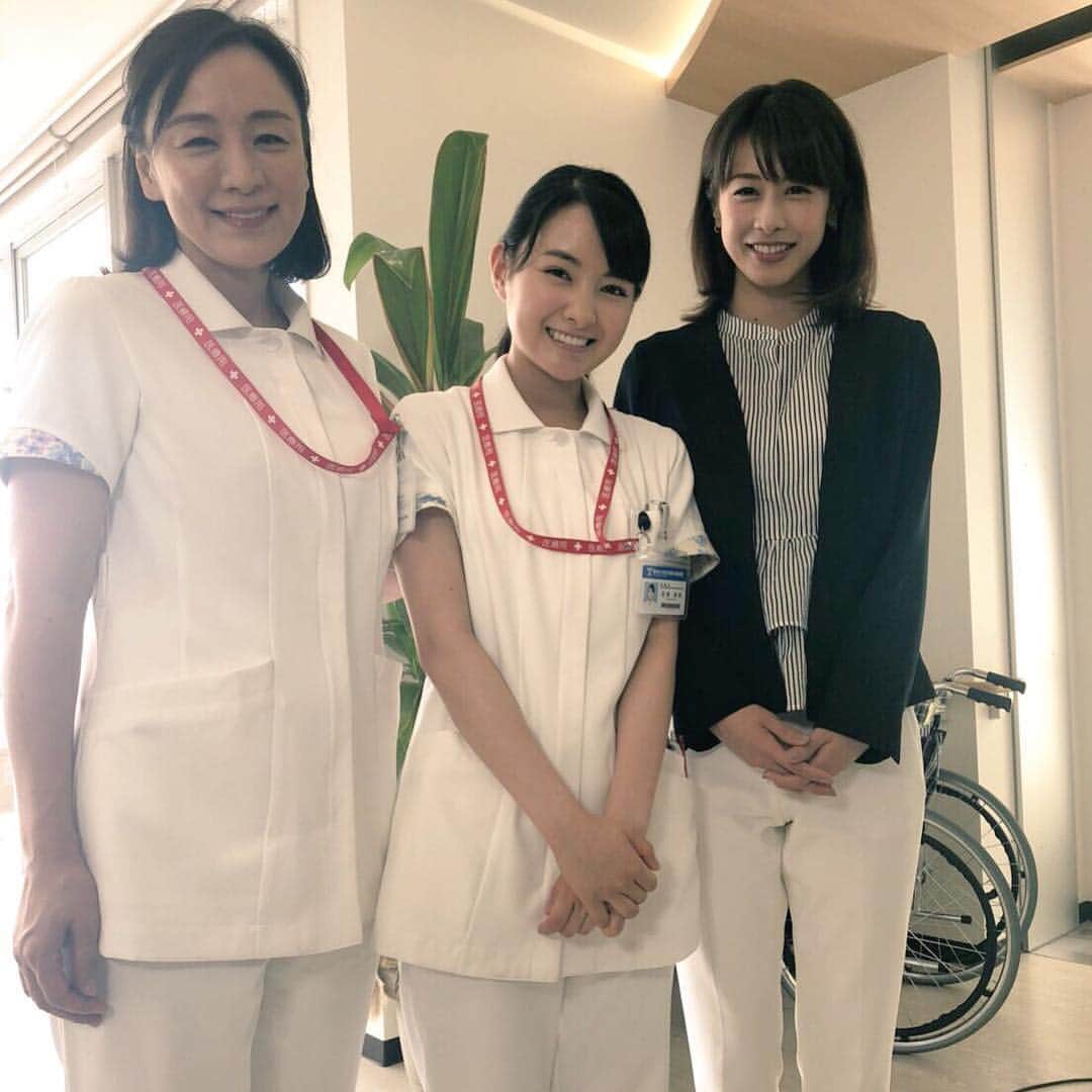 TBS「ブラックペアン」のインスタグラム：「‪📺最終回は本日よる9時‼️‬ ついに本日 #ブラックペアン 最終回の放送です🙌  美和ちゃん、香織さん、藤原師長の珍しい3ショット😊✨ 世代は違えど仲良しトリオです💉  この後2時からのダイジェストでは美和ちゃんがナレーションを担当します📢  #ブラックペアン  #tbs #葵わかな #加藤綾子 #神野三鈴」