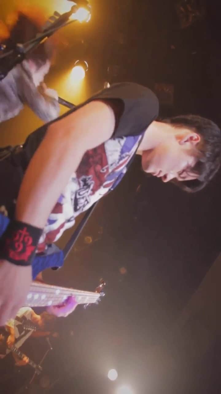 のインスタグラム：「【士業×音楽＝LIVE（シギョウオンガクライブ）】 行政書士や司法書士など士業の『認知度向上』、士業と様々な職業の方々との『交流』を主な目的として、「士業をもっと身近に感じてほしい」そんな思いで、2013年から開催しているイベントです。  2017年10月14日に開催したVOL.5の開催で、イベントの延べ集客数が1,100名を突破！  士業×音楽＝LIVE 公式サイト http://www.rocinc.co.jp/live/  主催：坂本翔（株式会社ROC代表取締役CEO、行政書士オフィス23代表、ITジャーナリスト） 撮影日：2016年6月4日（士業×音楽＝LIVE VOL.4）」