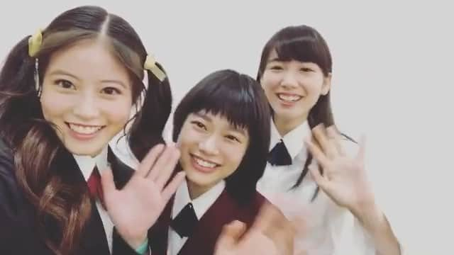 TBS「花のち晴れ〜花男 Next Season〜」のインスタグラム：「アイリーン、オトン、メグリン👩‍👧‍👧 #音グラム #花晴れ」