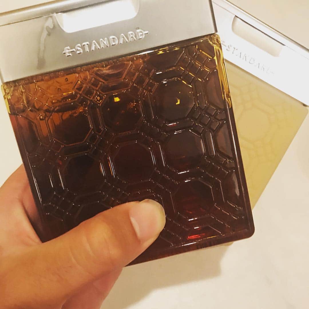 のインスタグラム：「良きシャンプー🚿  ヒデさんありがとうございます🙏🙇 #estandard」