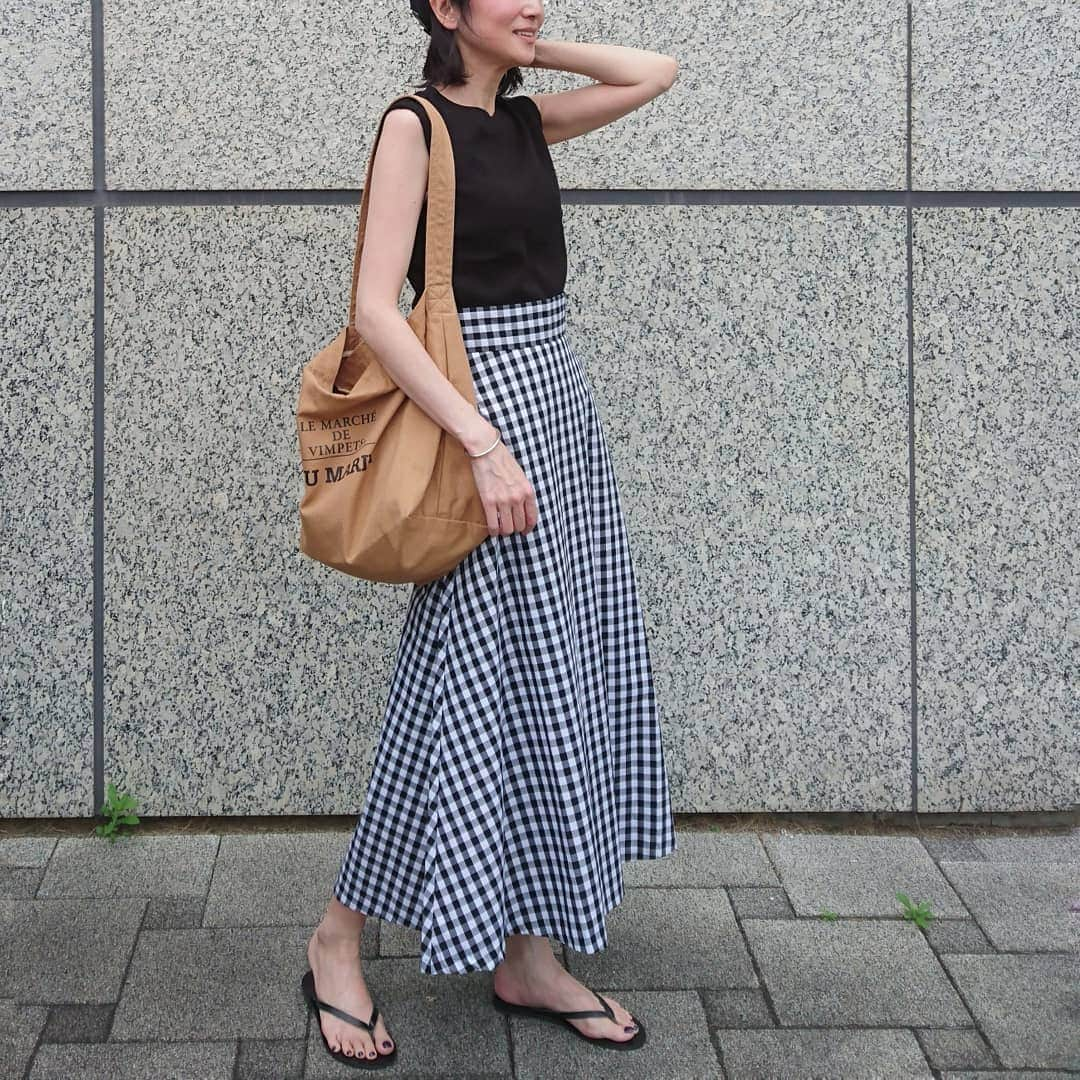 gayo01さんのインスタグラム写真 - (gayo01Instagram)「postし忘れコーデ💨 . . cap... #47brand tops · bottoms... #gu bag... #lemarchedevimpets  shoes... #nicolaslainas . . #ootd #outfit #fashion #coordinate  #locari #unitedarrows #baycrews #slobeiena #gumania #guコーデ #上下gu #ギンガムチェック #サンダル #大人カジュアル #プチプラ #プチプラコーデ #シンプルコーデ」7月9日 11時34分 - gayo01