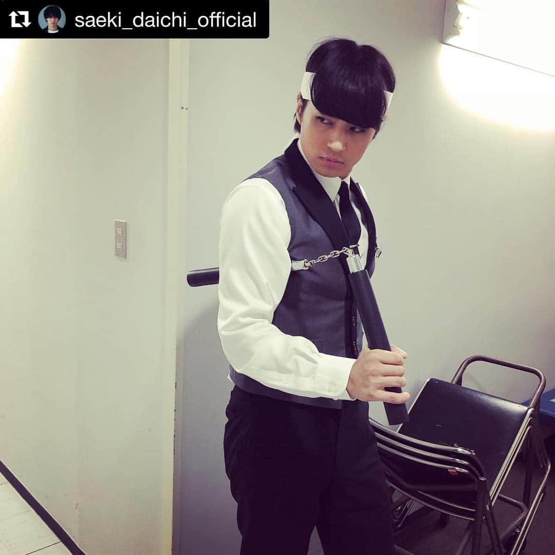 日本テレビ「崖っぷちホテル！」のインスタグラム：「🏃‍♂️💨 #Repost @saeki_daichi_official ・・・ ヌンチャク。﻿ ﻿ 嗜んではいます。﻿ ﻿ Huluも何卒ご覧下さい！﻿ ﻿ この際言います﻿ わたくし服部活躍させていただいております﻿ ﻿ #崖っぷちホテル ﻿ #崖ホテ﻿ #皆様 #本当に﻿ #ありがとうございました﻿ #Hulu﻿ #本日のお客様は﻿ #宇海直哉様﻿ #サプライズディナーショー #配信中﻿ #駆け去る服部くん﻿シリーズ #番外編」