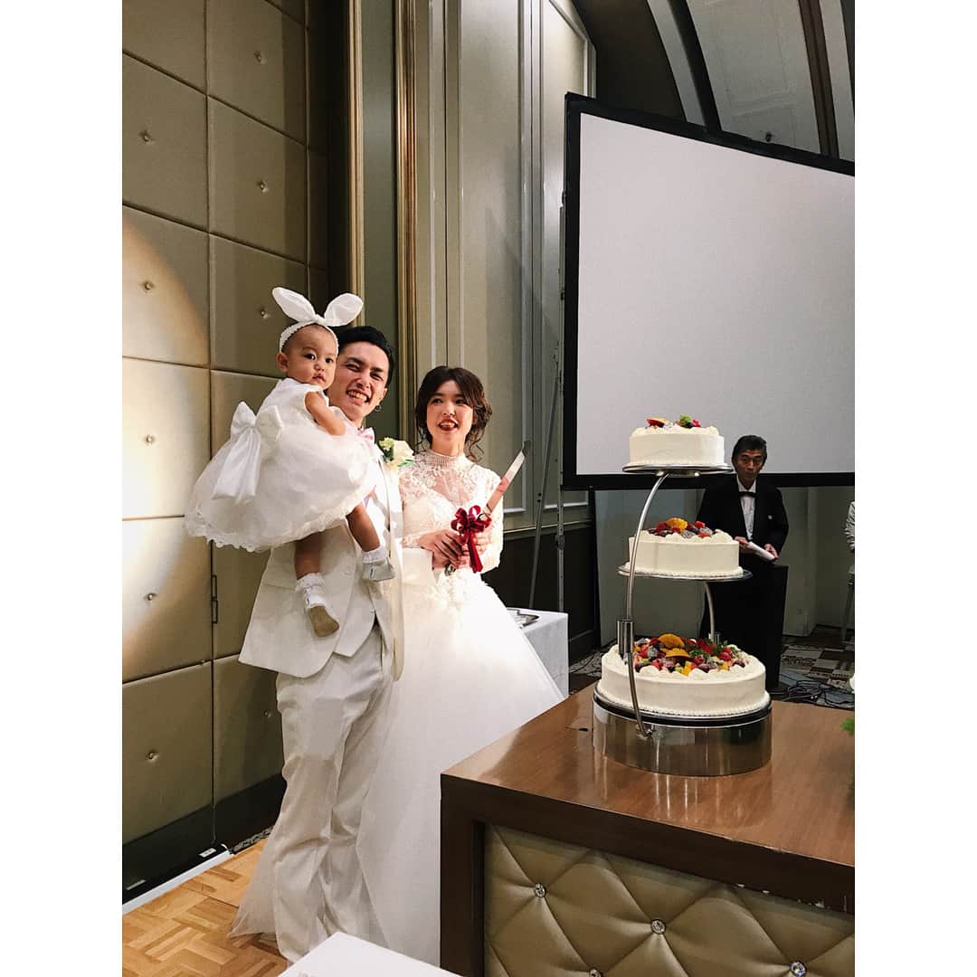 水戸悠夏子さんのインスタグラム写真 - (水戸悠夏子Instagram)「大好きな家族の結婚パーティー。﻿ ﻿ りょうたくん、ももちゃん、いとちゃん、おめでとう♡﻿ ﻿ これからもよろしくね！！！」6月25日 13時15分 - mitoyukako