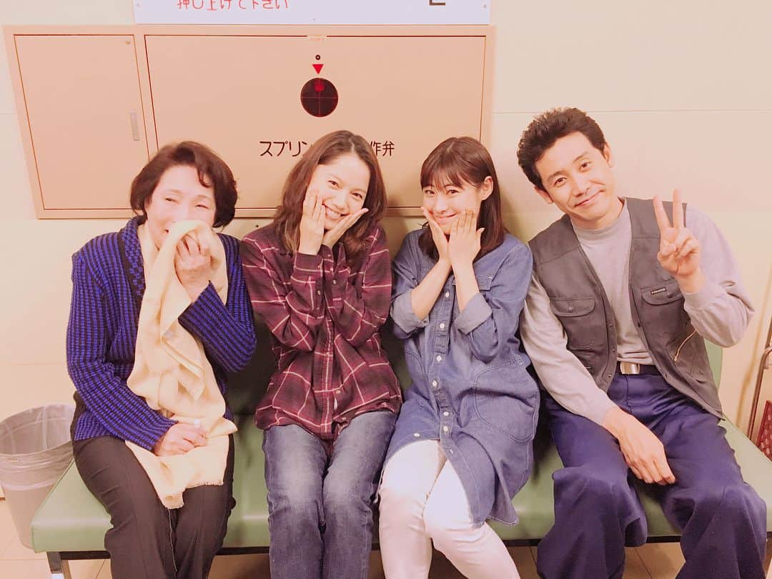 瀧本美織さんのインスタグラム写真 - (瀧本美織Instagram)「家族っていいなぁ✨ #ドラマ#あにいもうと#大泉洋 さん #宮崎あおい さん #波乃久里子 さん #お兄ちゃん#お姉ちゃん#お母ちゃん#家族」6月25日 18時49分 - mioritakimoto_official