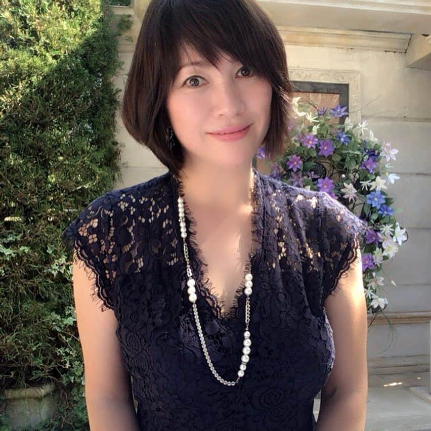 田中悦子さんのインスタグラム写真 - (田中悦子Instagram)「うかい亭で  とても優雅な誕生日ランチ🥂🍽🎂 重厚な建物、  緑沢山で癒され、  スタッフの方の細かなサービス、  料理人との楽しい会話👨‍🍳😊 そして、  五感で楽しむお料理❣️ 最高でした💕  #八王子うかい亭  #うかい亭 #鉄板焼き #誕生日ランチ #followme #沢山のお祝いコメントありがとうございました」6月26日 9時04分 - etsuko.reborn25