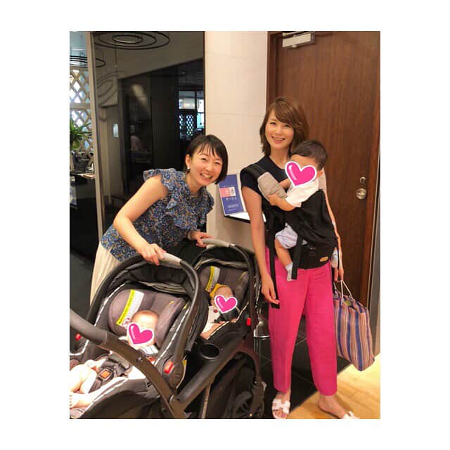 のインスタグラム：「狩野ベビーズとも久々にランチができました(^^) #狩野ベビーズ #同級生ベビー #かわいい双子女子 #息子も大興奮 #狩野とはもはやママ友です」