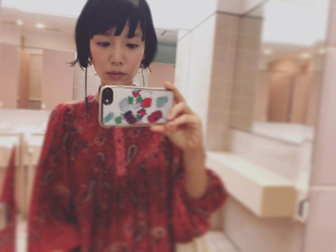 生越千晴さんのインスタグラム写真 - (生越千晴Instagram)「✔︎ ばっ、さり。  #darlin_hair」6月26日 18時33分 - chiharu_ogoshi