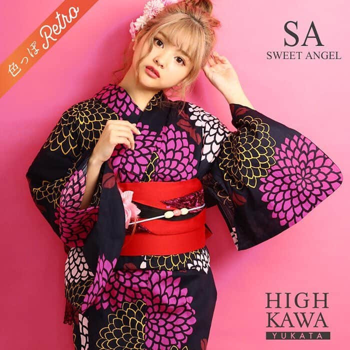 SweetAngelのインスタグラム：「大きなダリアの花で華やかな印象に💐 夜でも映える浴衣です♪ #浴衣 #浴衣ヘアアレンジ #ヘアアレンジ #yukata #浴衣デート #浴衣コーデ #夏 #京都 #花火大会 #夏祭り #なちょす #ネイビー #ピンク #リンクコーデ #レトロ #花柄 #数量限定 #sweetangel #👘 #個性派 #派手 #おしゃれ」