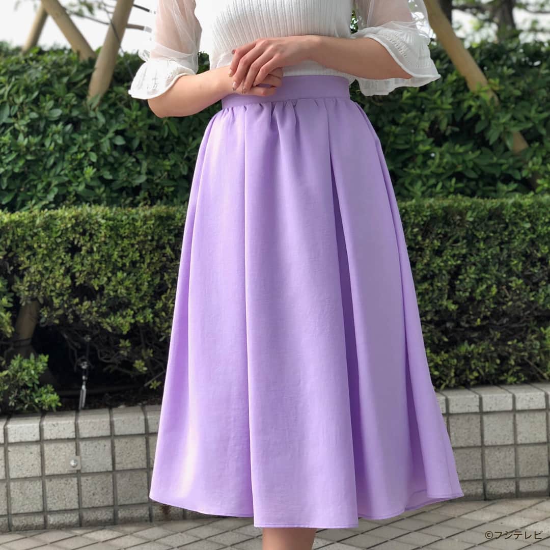 フジテレビ「めざましテレビ」さんのインスタグラム写真 - (フジテレビ「めざましテレビ」Instagram)「6月26日（火）きょう何着て行く？ ・ ファッション雑誌CanCamとコラボした お天気コーナー「きょう何着て行く？」 阿部華也子ちゃんの毎日のコーデを紹介♪ ・ 【きょうのコーデ】 ニット→#LilyBrown 8300円 スカート→#&.NOSTALGIA 3900円 靴→#EVOL 8300円 ピアス→#ヴイエー ヴァンドーム青山 2万3000円 ・ 【コーデのポイント】 きょうは袖のデザインに注目👀 今シーズン人気の“デコラティブスリーブ”のトップスは 透け感のあるチュールを使った一枚にチャレンジしました🎵 ラベンダー色のスカートを合わせて蒸し暑い1日を 爽やかに過ごしましょう🐬 ・ #めざましテレビ #きょう何着て行く？ #阿部華也子 #今日のコーデ#コーデ #CanCam #今日のファッション#ootd #きょう何着て行く？は月〜金朝6時22分ごろ放送！」6月26日 12時46分 - mezamashi.tv