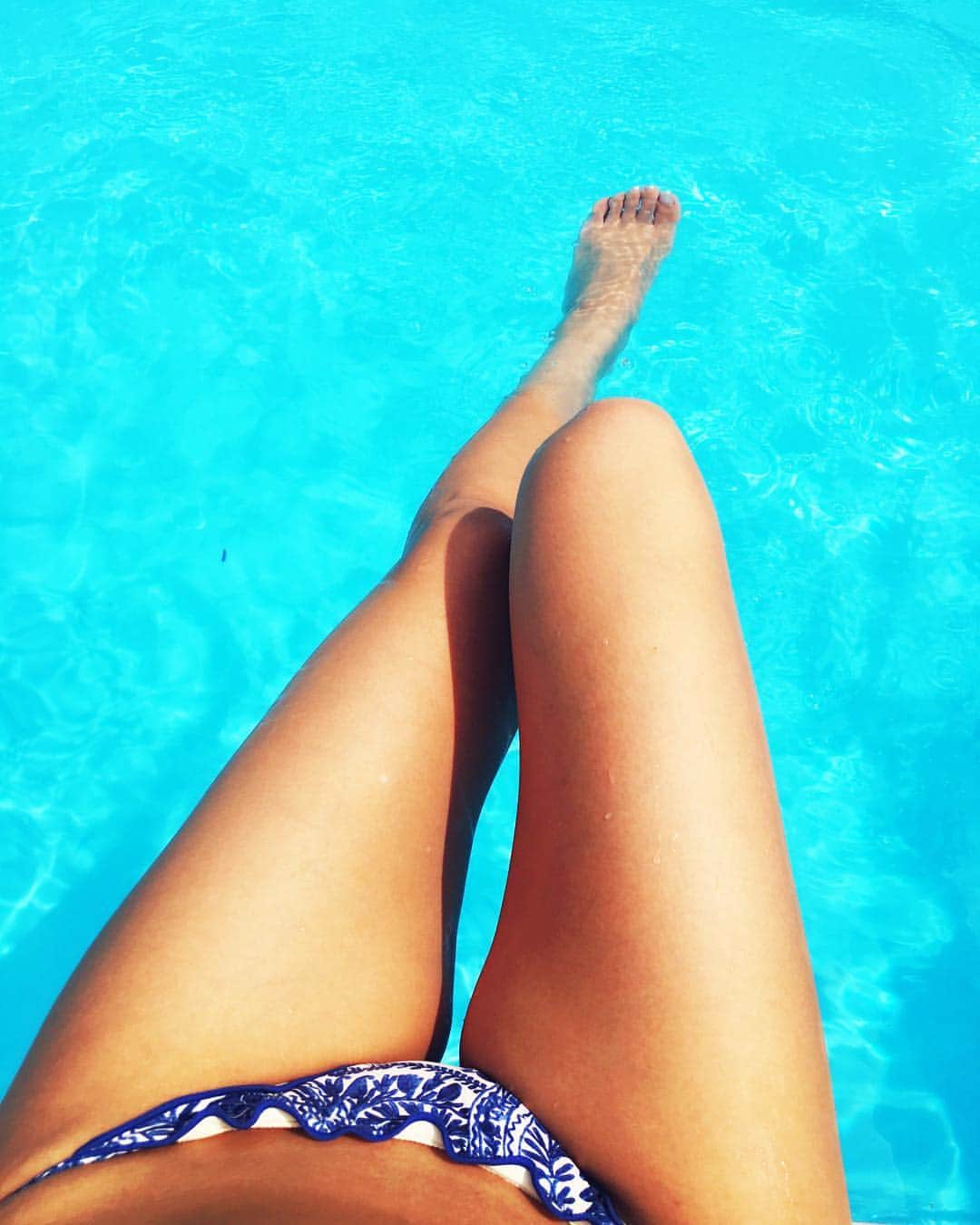 ACOさんのインスタグラム写真 - (ACOInstagram)「Pool opening in Japan👙 #ビキニ #水着 #海 #夏 #プール #ビーチ #グラビア #グラドル #いとうあこ#japanesegirl #bikini #bikinigirl #bikinis #pool #beach #bikinilife#bikinilovers #海外#summer #水着専門家#bikinimodel #旅行#bali #バリ#グアム #ハワイ #ブラジリアンビキニ」6月26日 14時55分 - acobikini