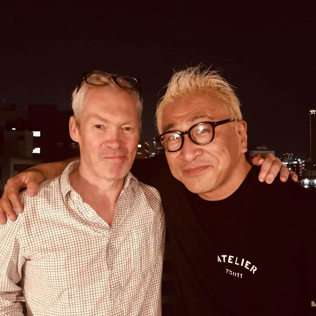 のインスタグラム：「大好きなジャスパー・モリソン。 彼のオフィスでサマードリンクス・パーティー。@ 門前仲町 Summer drinks party at my favorite designer, Jasper Morrison’s office. @ Monzen-Nakacho」
