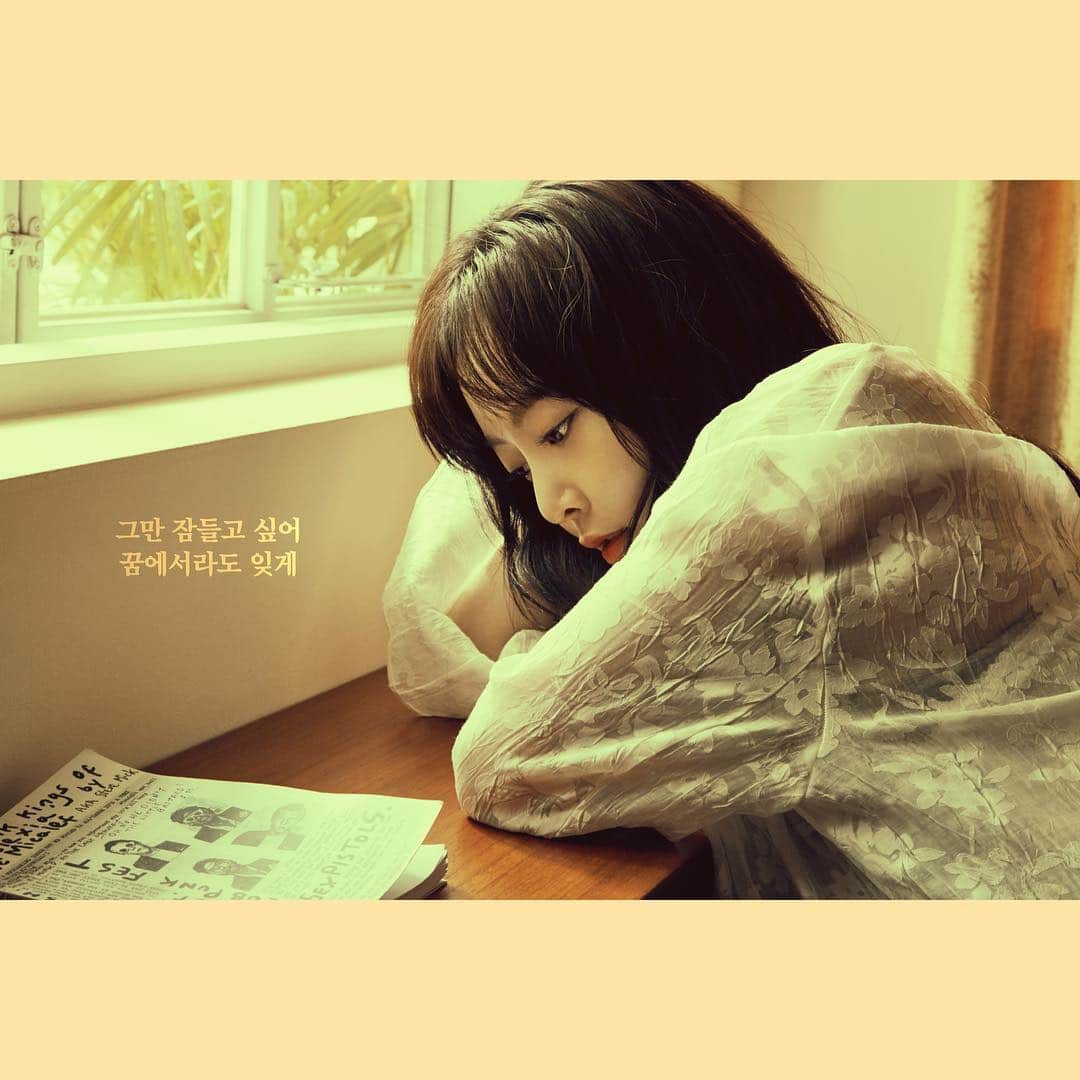 MelodyDayのインスタグラム：「- MelodyDay(멜로디데이) Digital Single [잠은 안 오고] Mood Poster _ 유민(Yoomin)  2018. 6. 29. 6PM Release  #멜로디데이 #MelodyDay #잠은_안_오고 #유민 #Yoomin」