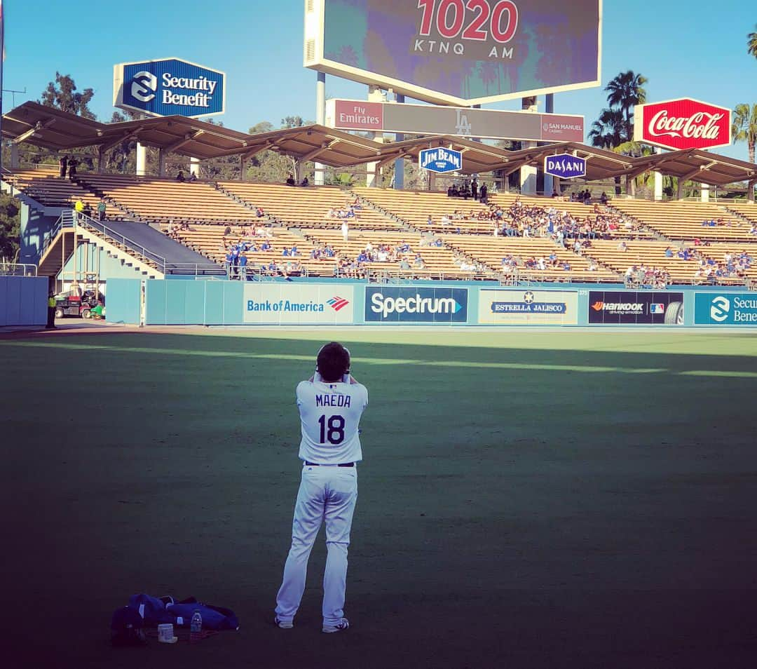 アキテリヤキさんのインスタグラム写真 - (アキテリヤキInstagram)「Minivish at Dodgers stadium  #minivish#dodgers#stadium#chicago#cubs#fans#losangeles#myhome#pitcher#kentamaeda# #ミニビッシュ#ロサンゼルス#ドジャース#球場#思い出の場所#シカゴカブス#前田健太投手」6月27日 11時54分 - minivish11