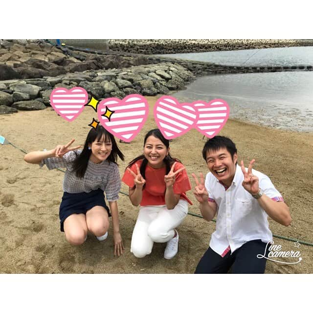 長沢美月さんのインスタグラム写真 - (長沢美月Instagram)「ロケ先は長崎でした＼(^^)／ 今回はあーみんと、NiBテレビの白方アナと😊 #ズムサタ #ロケ #長崎 #詳しくはブログで」6月27日 18時28分 - _mizuki_0212