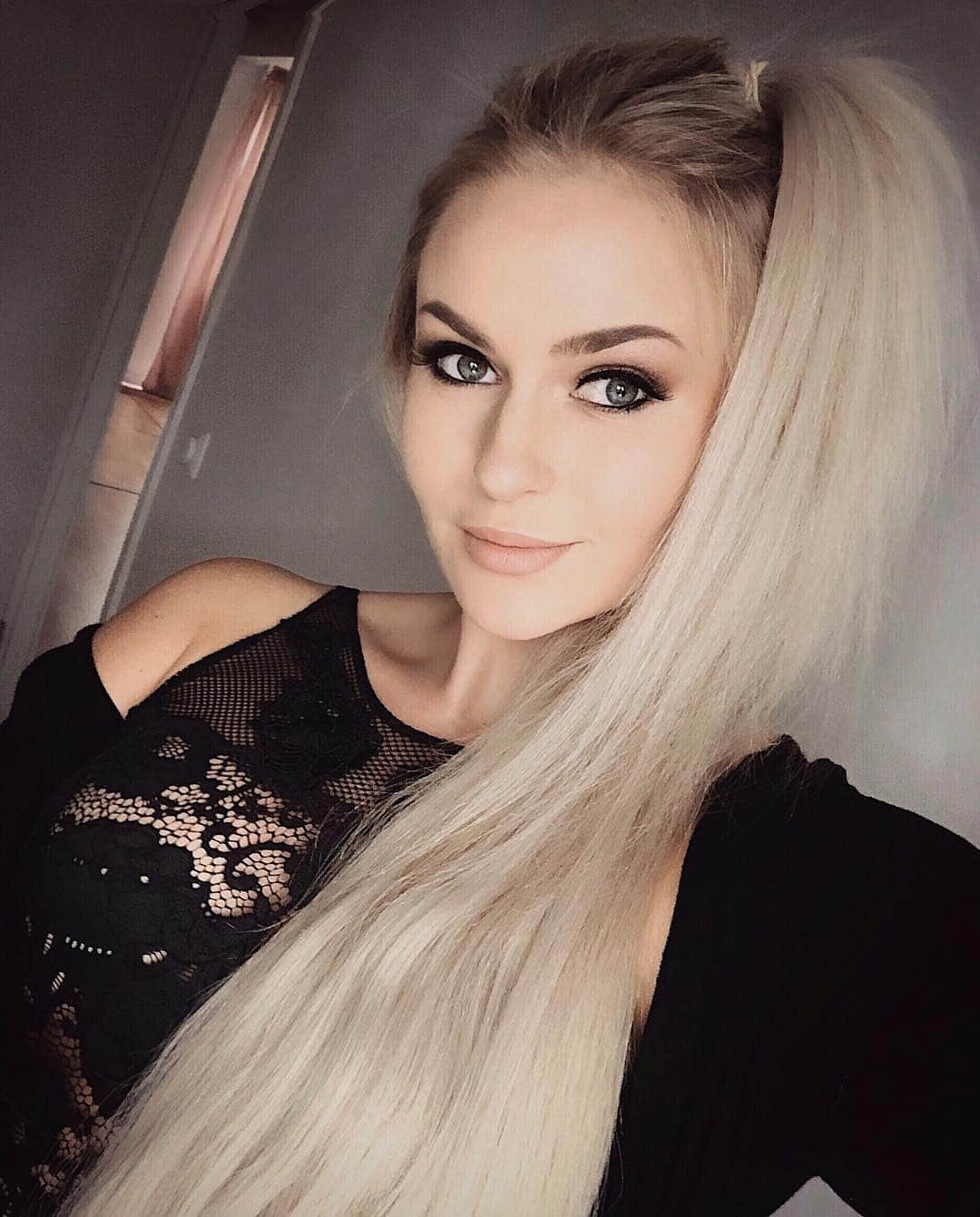 Anna Nyströmのインスタグラム：「👼🏼」