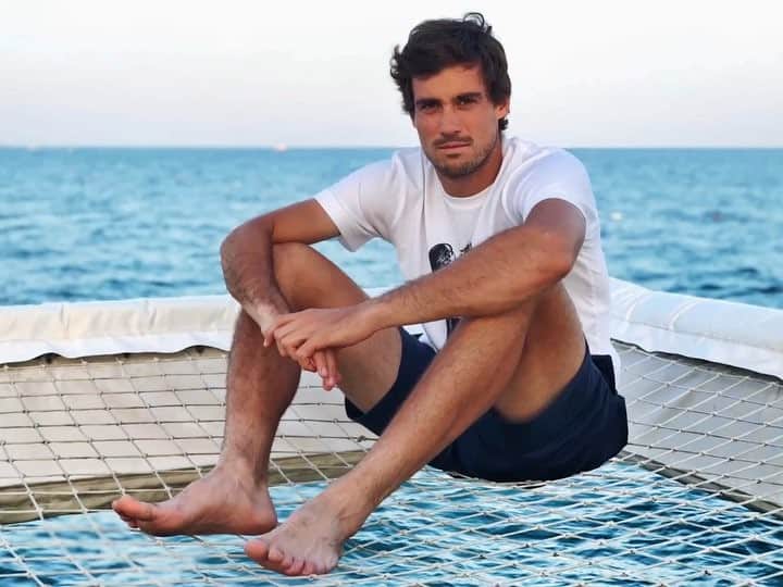 ギド・ページャのインスタグラム：「Disfrutando el último día en Antalya.. uno de los lugares más lindos que visité 😁 próximo destino—> Wimbledon 🎾😋」