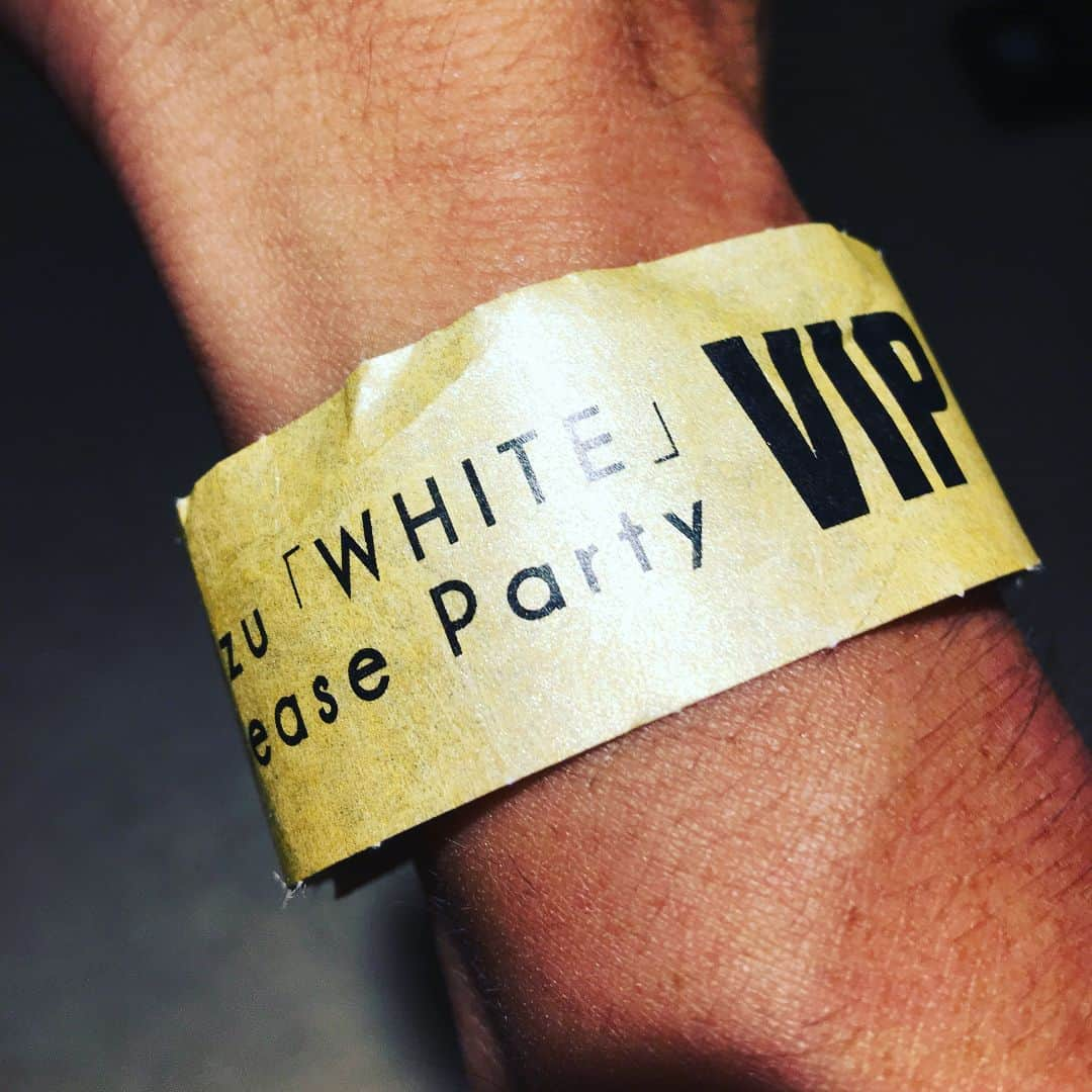 宮川大輔さんのインスタグラム写真 - (宮川大輔Instagram)「#清水翔太 #『WHITE』リリースパーティー #アルバム曲最高です #昨日の夜フラッと行ってびっくりした #凄い人 #凄いメンツ #楽しかったわ #翔太おめでとうとありがとう😊 #清水翔太 #oneokrock Taka #青山テルマ #りゅうちぇる #ちゃんみな」6月28日 16時37分 - miyagawadai